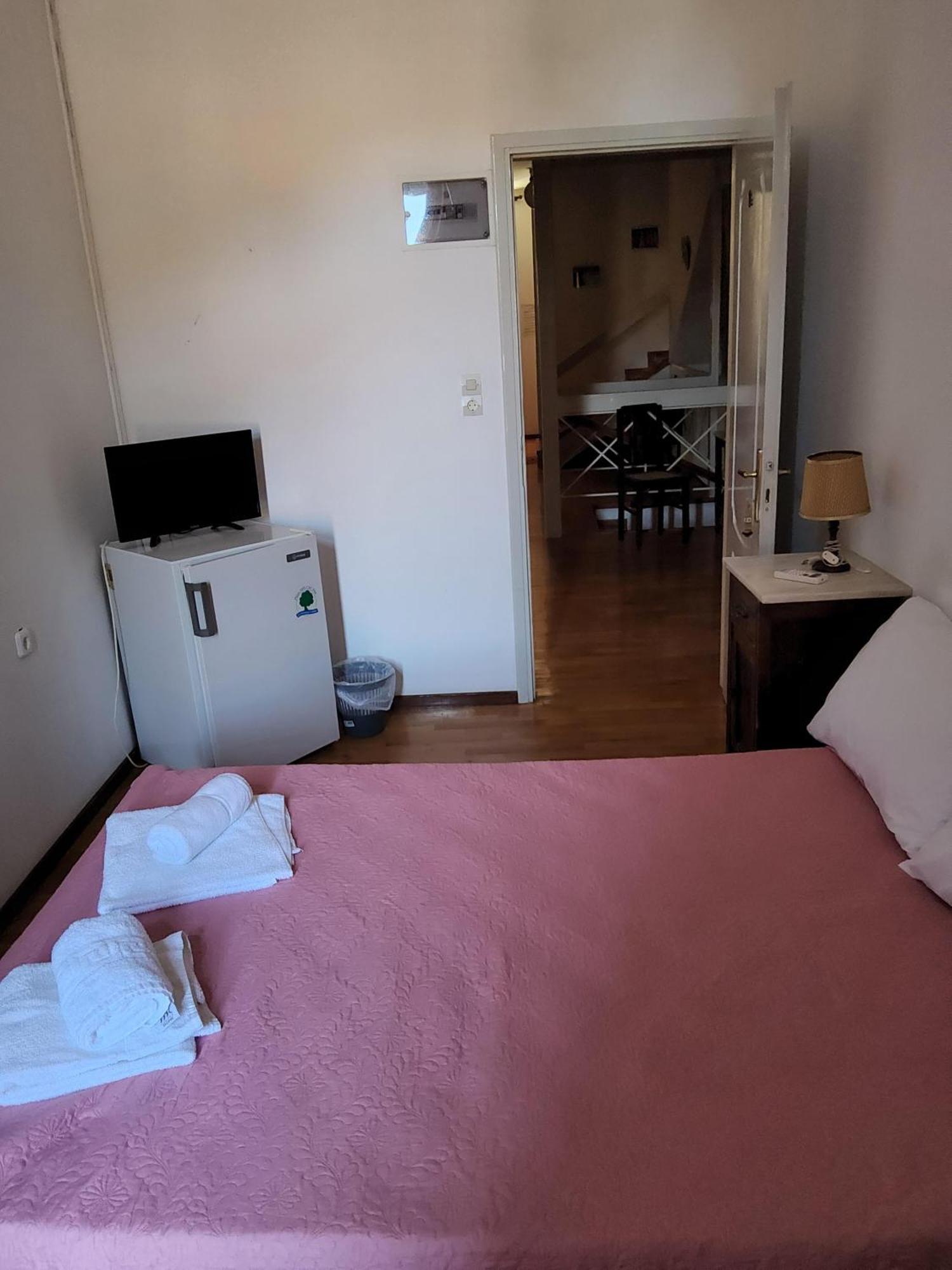 Ξενοδοχείο 'Παλλαδιον' Hotel 'Palladion' إيديبسوس المظهر الخارجي الصورة