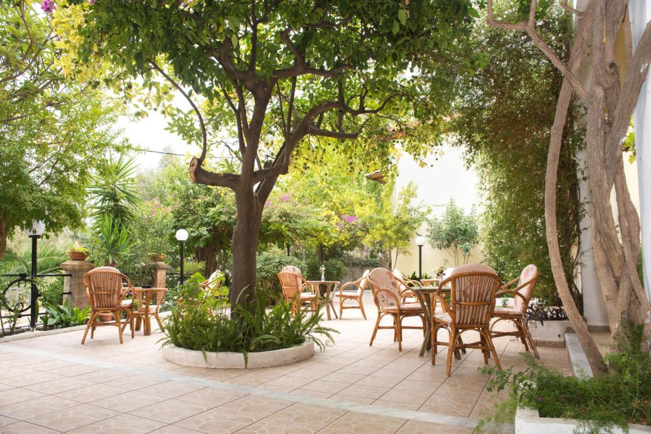 Ξενοδοχείο 'Παλλαδιον' Hotel 'Palladion' إيديبسوس المظهر الخارجي الصورة